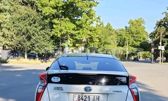 Buy Used Toyota Prius c White Car in Bihvinta in Abhasia Buy Used Toyota Prius c White Car in Bihvinta in Abhasia