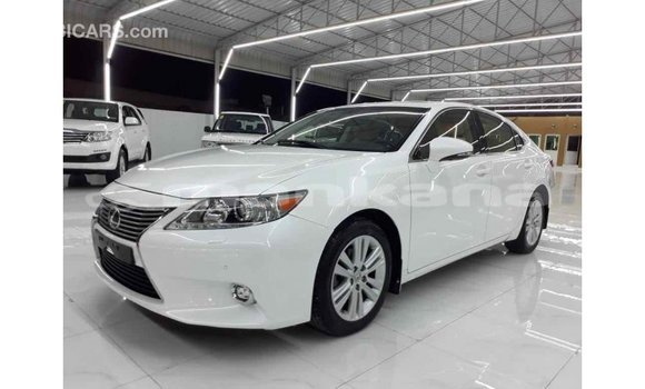 Buy Import Lexus ES White Car in Import - Dubai in Abhasia Buy Import Lexus ES White Car in Import - Dubai in Abhasia