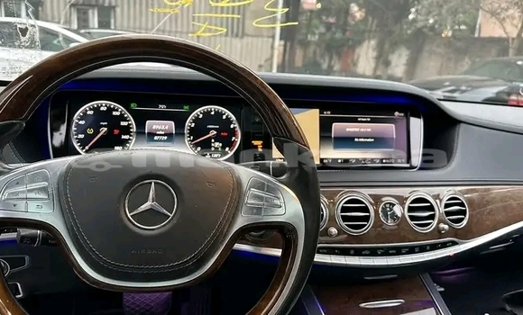 Buy Used Mercedes-Benz C-klasse Black Car in Dusheti in Mcheta-Mtianeti Buy Used Mercedes-Benz C-klasse Black Car in Dusheti in Mcheta-Mtianeti