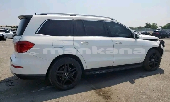 Buy Used Mercedes-Benz A200 White Car in Bihvinta in Abhasia Buy Used Mercedes-Benz A200 White Car in Bihvinta in Abhasia