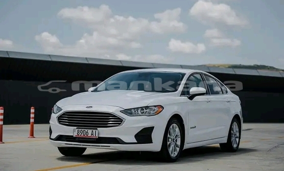 Buy Used Toyota Avalon White Car in Dedoplisckaro in Kaheti Buy Used Toyota Avalon White Car in Dedoplisckaro in Kaheti