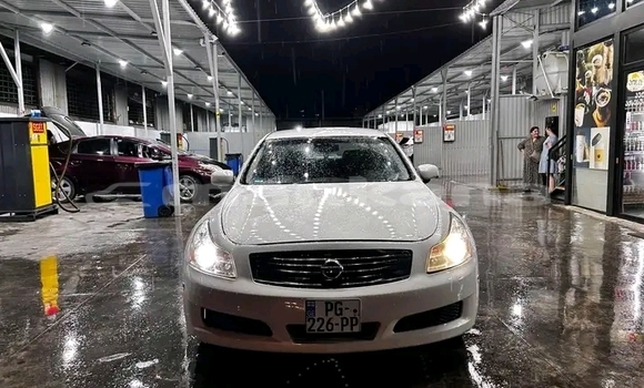 Buy Used Nissan Skyline White Car in Ozurgeti in Guria Buy Used Nissan Skyline White Car in Ozurgeti in Guria