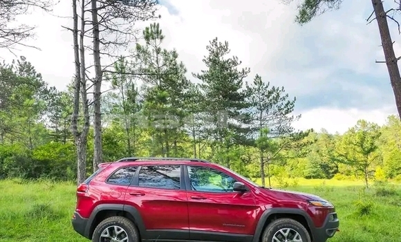 Buy Used Jeep Cherokee Red Car in Dedoplisckaro in Kaheti Buy Used Jeep Cherokee Red Car in Dedoplisckaro in Kaheti