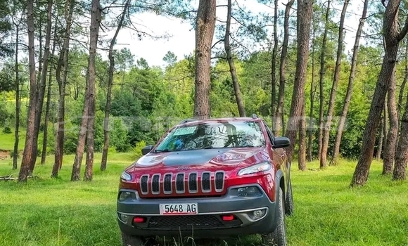 Buy Used Jeep Cherokee Red Car in Dedoplisckaro in Kaheti Buy Used Jeep Cherokee Red Car in Dedoplisckaro in Kaheti
