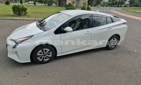 Buy Used Toyota Prius White Car in Dedoplisckaro in Kaheti Buy Used Toyota Prius White Car in Dedoplisckaro in Kaheti