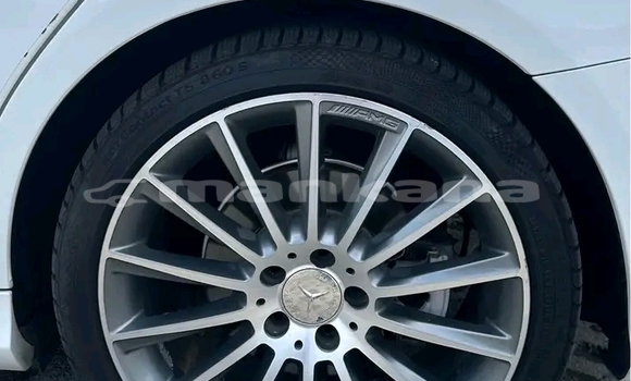 Buy Used Mercedes-Benz C180 coupe White Car in Gagra in Abhasia Buy Used Mercedes-Benz C180 coupe White Car in Gagra in Abhasia