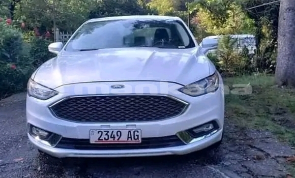 Buy Used GMC Sierra White Car in Dedoplisckaro in Kaheti Buy Used GMC Sierra White Car in Dedoplisckaro in Kaheti