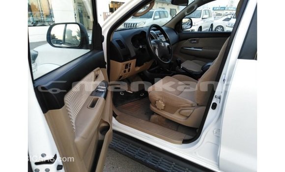 Buy Import Toyota Fortuner White Car in Import - Dubai in Abhasia Buy Import Toyota Fortuner White Car in Import - Dubai in Abhasia