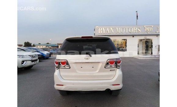 Buy Import Toyota Fortuner White Car in Import - Dubai in Abhasia Buy Import Toyota Fortuner White Car in Import - Dubai in Abhasia