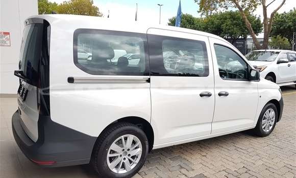 Buy Used Volkswagen Caddy White Car in Rustavi in Tbilisi Buy Used Volkswagen Caddy White Car in Rustavi in Tbilisi