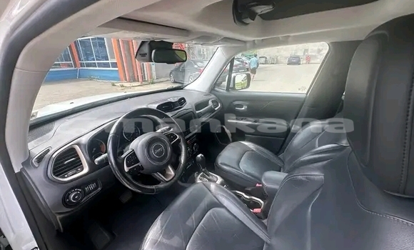 Buy Used Jeep Renegade White Car in Honi in Imereti Buy Used Jeep Renegade White Car in Honi in Imereti