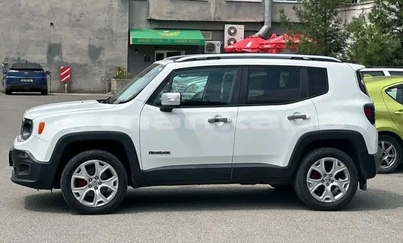 Buy Used Jeep Renegade White Car in Honi in Imereti Buy Used Jeep Renegade White Car in Honi in Imereti