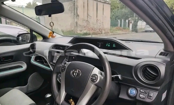 Buy Used Toyota Aqua Black Car in Dioknisi in Ajaria Buy Used Toyota Aqua Black Car in Dioknisi in Ajaria