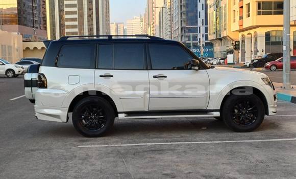 Buy Used Mitsubishi Pajero White Car in Rustavi in Tbilisi Buy Used Mitsubishi Pajero White Car in Rustavi in Tbilisi