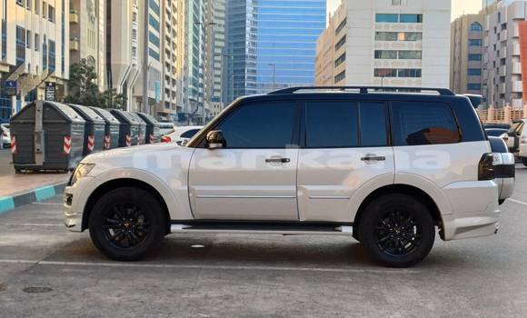 Buy Used Mitsubishi Pajero White Car in Rustavi in Tbilisi Buy Used Mitsubishi Pajero White Car in Rustavi in Tbilisi