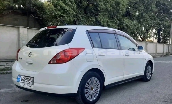 Buy Used Toyota Aqua White Car in Bihvinta in Abhasia Buy Used Toyota Aqua White Car in Bihvinta in Abhasia