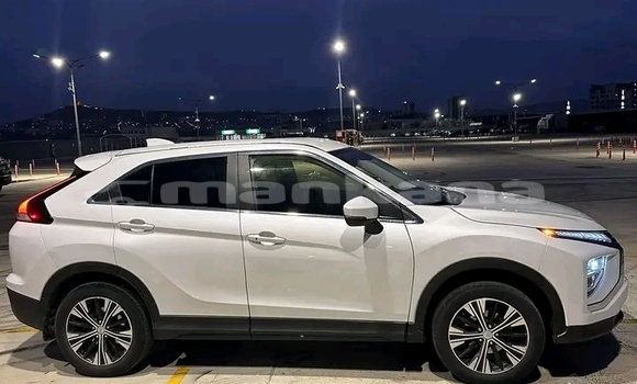 Buy Used Mitsubishi Eclipse White Car in Bihvinta in Abhasia Buy Used Mitsubishi Eclipse White Car in Bihvinta in Abhasia