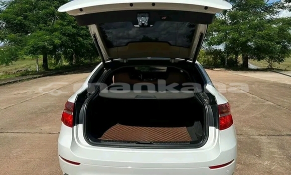 Buy Used BMW X1 White Car in Oni in Racha Buy Used BMW X1 White Car in Oni in Racha