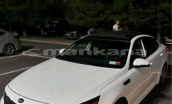 Buy Used Kia Optima White Car in Honi in Imereti Buy Used Kia Optima White Car in Honi in Imereti