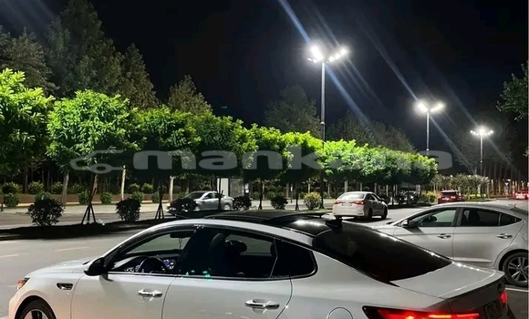 Buy Used Kia Optima White Car in Honi in Imereti Buy Used Kia Optima White Car in Honi in Imereti