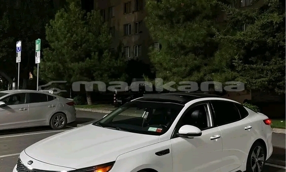 Buy Used Kia Optima White Car in Honi in Imereti Buy Used Kia Optima White Car in Honi in Imereti