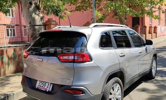 Buy Used Jeep Cherokee Other Car in Gurdzhaani in Kaheti Buy Used Jeep Cherokee Other Car in Gurdzhaani in Kaheti