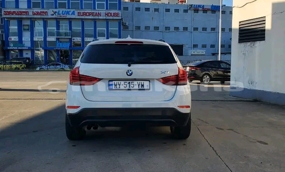 Buy Used BMW X1 White Car in Bihvinta in Abhasia Buy Used BMW X1 White Car in Bihvinta in Abhasia