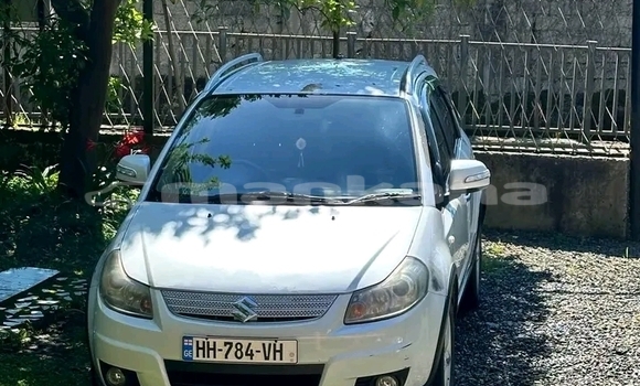 Buy Used Suzuki Reno White Car in Ambrolauri in Racha Buy Used Suzuki Reno White Car in Ambrolauri in Racha