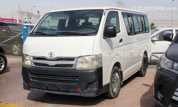 Buy Import Toyota Hiace White Car in Import - Dubai in Abhasia Buy Import Toyota Hiace White Car in Import - Dubai in Abhasia