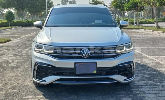 Buy Used Volkswagen Tiguan Silver Car in Gagra in Abhasia Buy Used Volkswagen Tiguan Silver Car in Gagra in Abhasia