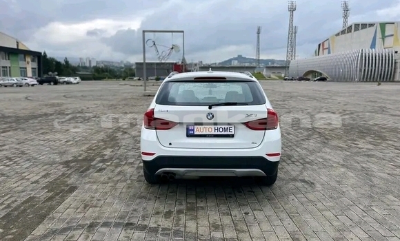 Buy Used BMW X1 White Car in Gulripshi in Abhasia Buy Used BMW X1 White Car in Gulripshi in Abhasia