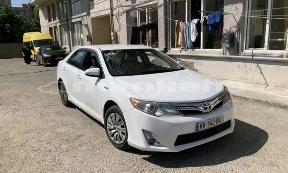 Buy Used Toyota Camry White Car in Bihvinta in Abhasia Buy Used Toyota Camry White Car in Bihvinta in Abhasia