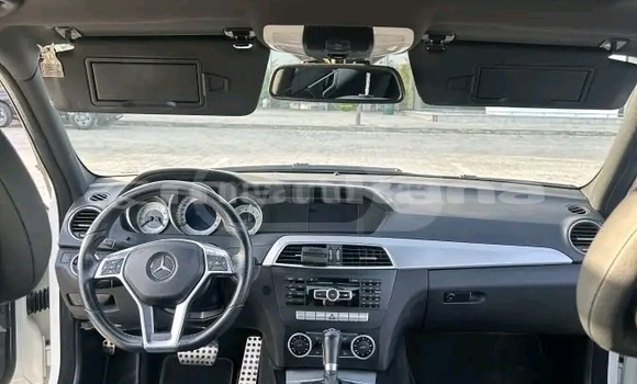 Buy Used Mercedes-Benz 250 White Car in Dioknisi in Ajaria Buy Used Mercedes-Benz 250 White Car in Dioknisi in Ajaria