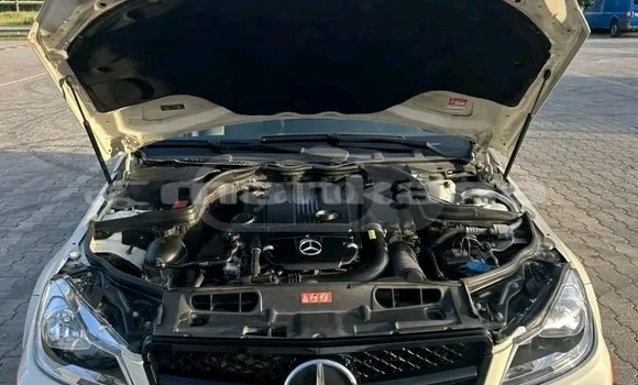 Buy Used Mercedes-Benz 250 White Car in Dioknisi in Ajaria Buy Used Mercedes-Benz 250 White Car in Dioknisi in Ajaria