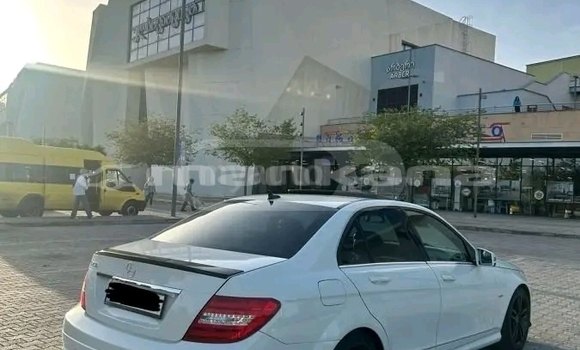 Buy Used Mercedes-Benz 250 White Car in Dioknisi in Ajaria Buy Used Mercedes-Benz 250 White Car in Dioknisi in Ajaria