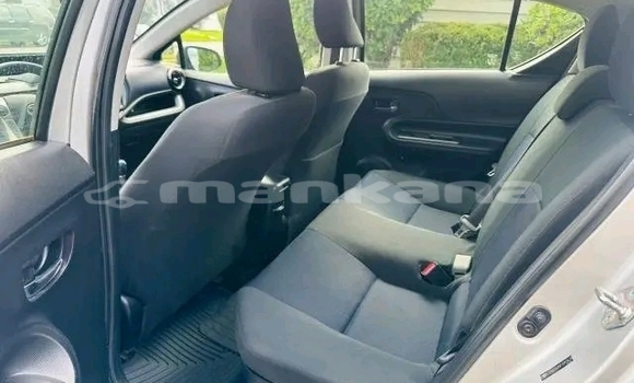 Buy Used Toyota Prius White Car in Bihvinta in Abhasia Buy Used Toyota Prius White Car in Bihvinta in Abhasia