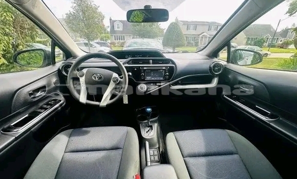 Buy Used Toyota Prius White Car in Bihvinta in Abhasia Buy Used Toyota Prius White Car in Bihvinta in Abhasia