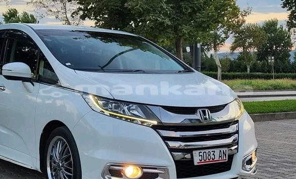 Buy Used Honda Odyssey White Car in Gagra in Abhasia Buy Used Honda Odyssey White Car in Gagra in Abhasia