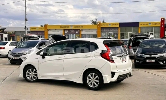 Buy Used Opel Corsa White Car in Bihvinta in Abhasia Buy Used Opel Corsa White Car in Bihvinta in Abhasia