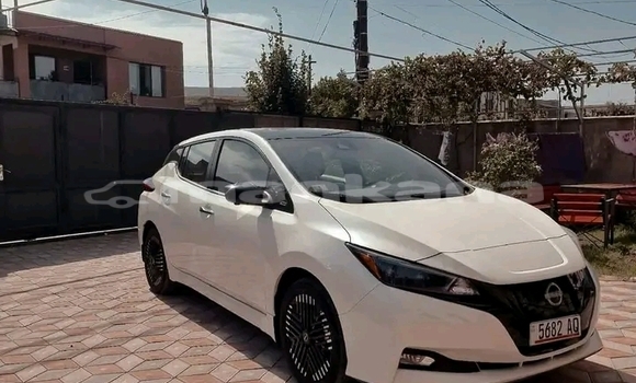 Buy Used Nissan Leaf White Car in Batumi in Ajaria Buy Used Nissan Leaf White Car in Batumi in Ajaria