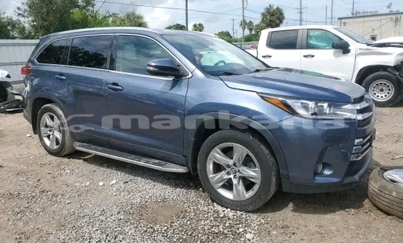Buy Used Toyota Highlander Black Car in Gudauta in Abhasia Buy Used Toyota Highlander Black Car in Gudauta in Abhasia