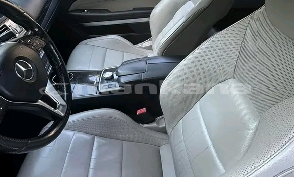 Buy Used Mercedes-Benz E-klasse Black Car in Dusheti in Mcheta-Mtianeti Buy Used Mercedes-Benz E-klasse Black Car in Dusheti in Mcheta-Mtianeti