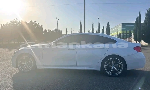 Buy Used Toyota Camry White Car in Kutaisi in Imereti Buy Used Toyota Camry White Car in Kutaisi in Imereti