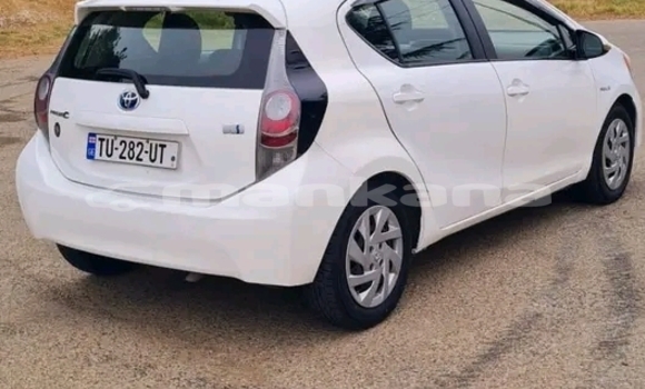 Buy Used Toyota Prius White Car in Kobuleti in Ajaria Buy Used Toyota Prius White Car in Kobuleti in Ajaria