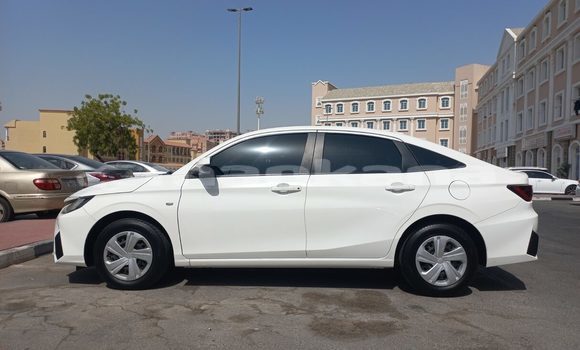 Buy Used Toyota Yaris White Car in Tbilisi in Tbilisi Buy Used Toyota Yaris White Car in Tbilisi in Tbilisi