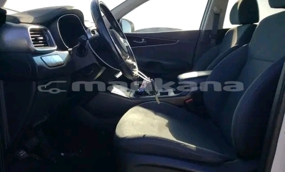 Buy Used Kia Sorento White Car in Batumi in Ajaria Buy Used Kia Sorento White Car in Batumi in Ajaria