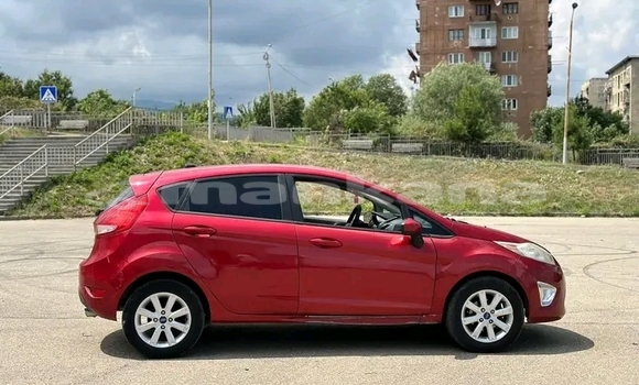 Buy Used Ford Fiesta Red Car in Bagdadi in Imereti Buy Used Ford Fiesta Red Car in Bagdadi in Imereti