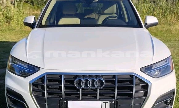 Buy Used Audi Q5 White Car in Ambrolauri in Racha