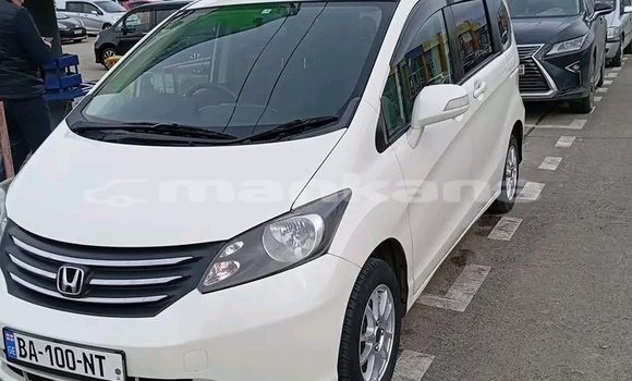 Buy Used Alpina B6 White Car in Ambrolauri in Racha Buy Used Alpina B6 White Car in Ambrolauri in Racha