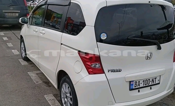 Buy Used Alpina B6 White Car in Ambrolauri in Racha Buy Used Alpina B6 White Car in Ambrolauri in Racha